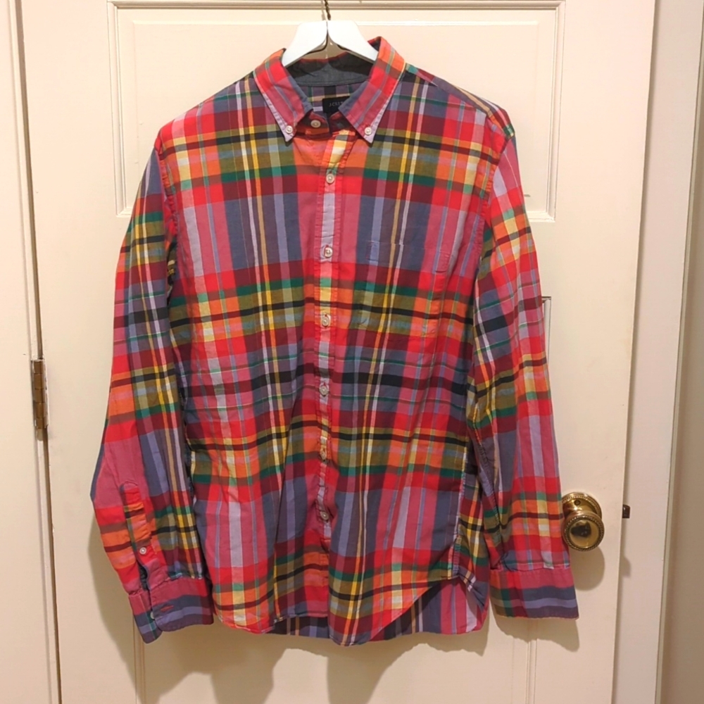 J. Crew men's medium plaid button down shirt in lightweight cotton